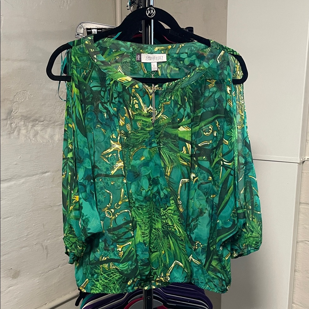 NWT Jennifer Lopez Relaxed Graphic Green Blouse size XS
